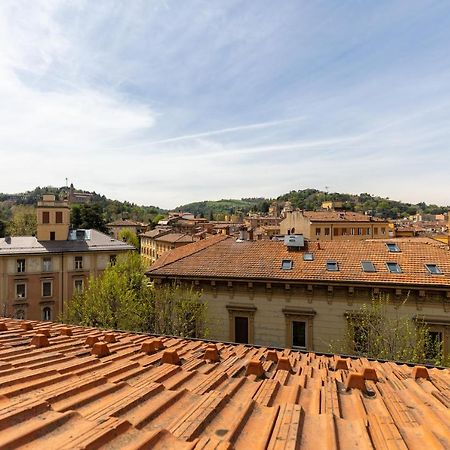 Apartamento Italy Prestigious Historical Attic In Bolonia Exterior foto