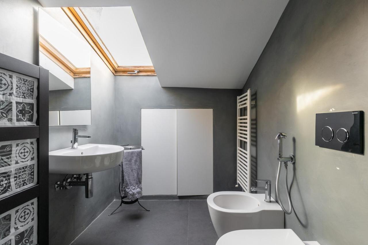Apartamento Italy Prestigious Historical Attic In Bolonia Exterior foto