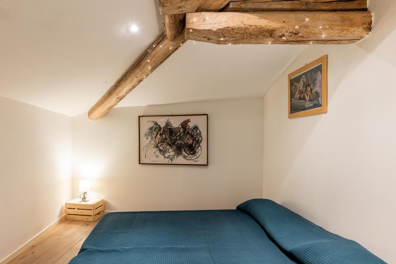 Apartamento Italy Prestigious Historical Attic In Bolonia Exterior foto