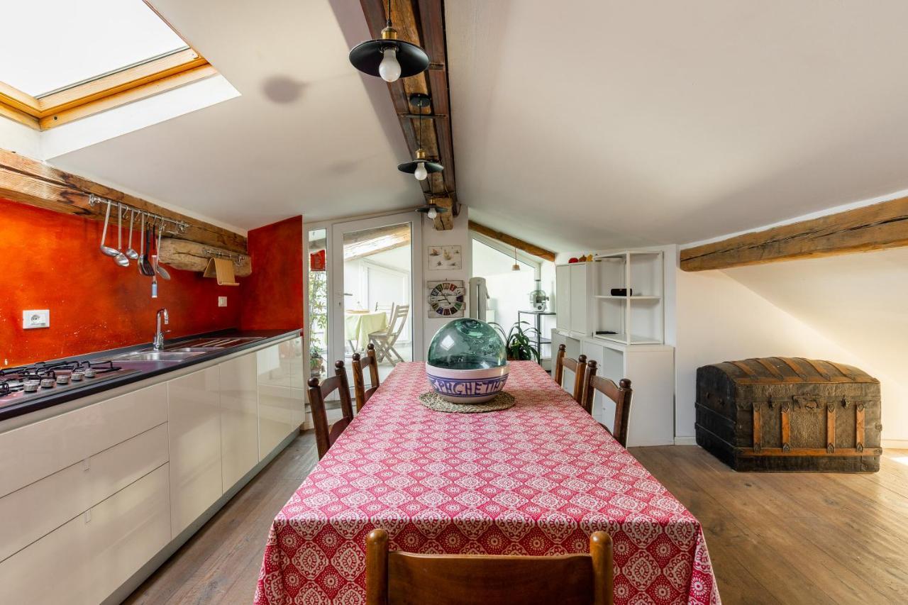 Apartamento Italy Prestigious Historical Attic In Bolonia Exterior foto