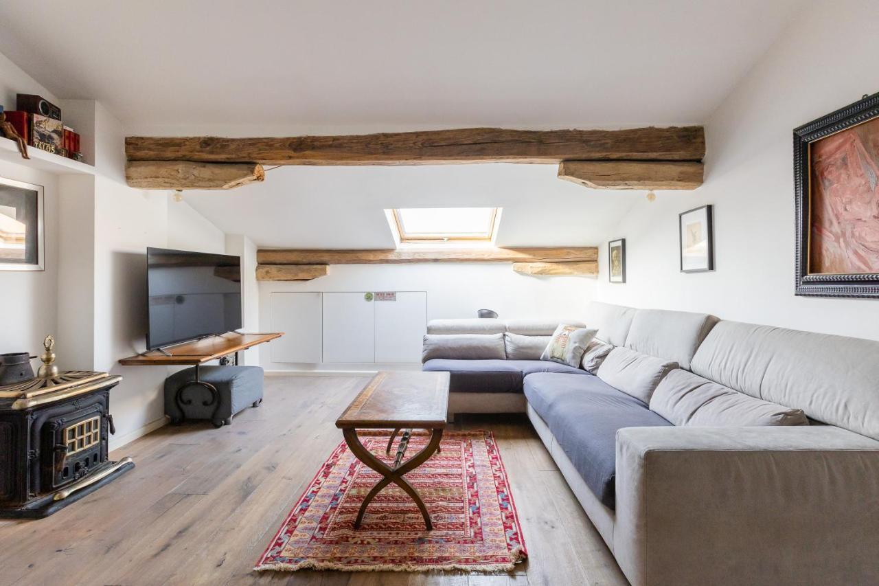 Apartamento Italy Prestigious Historical Attic In Bolonia Exterior foto