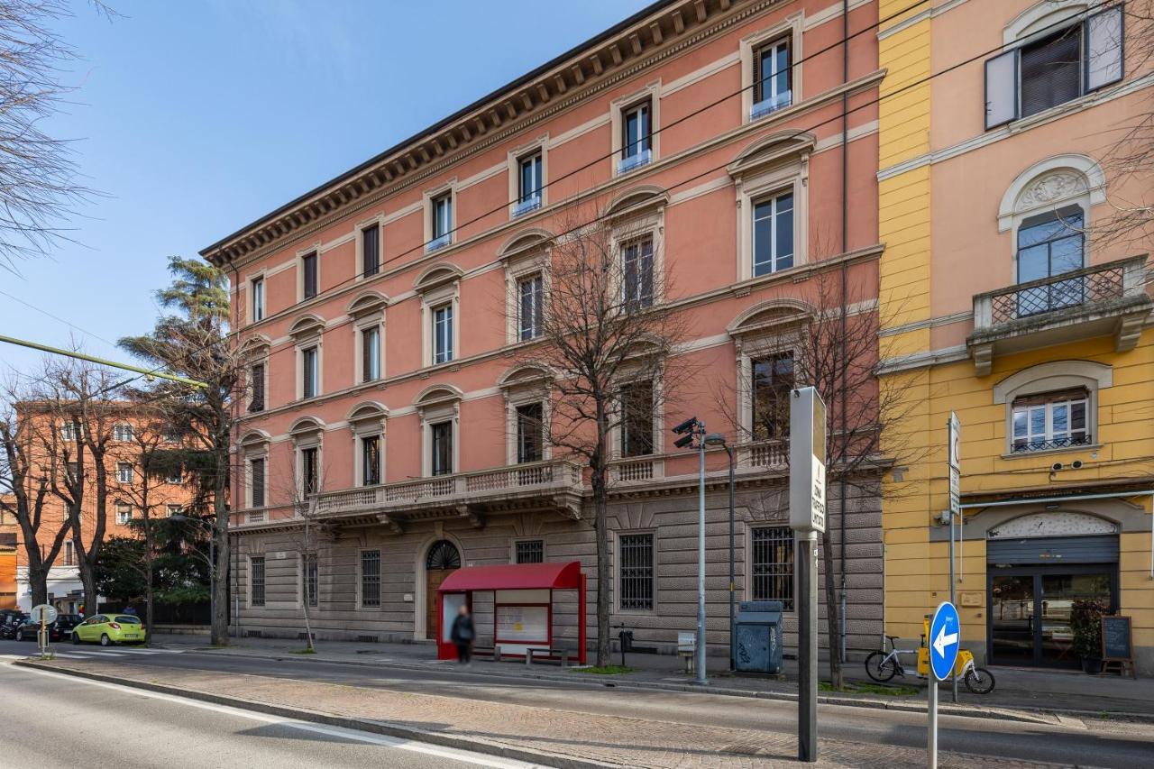 Apartamento Italy Prestigious Historical Attic In Bolonia Exterior foto