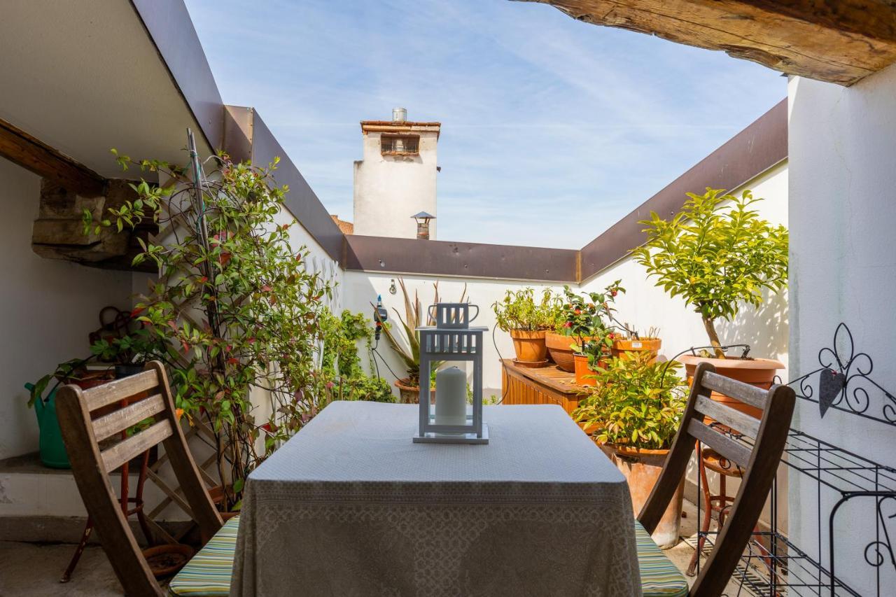 Apartamento Italy Prestigious Historical Attic In Bolonia Exterior foto